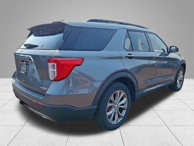 Certified 2023 Ford Explorer XLT w/ Equipment Group 202A AWD/4WD image 4