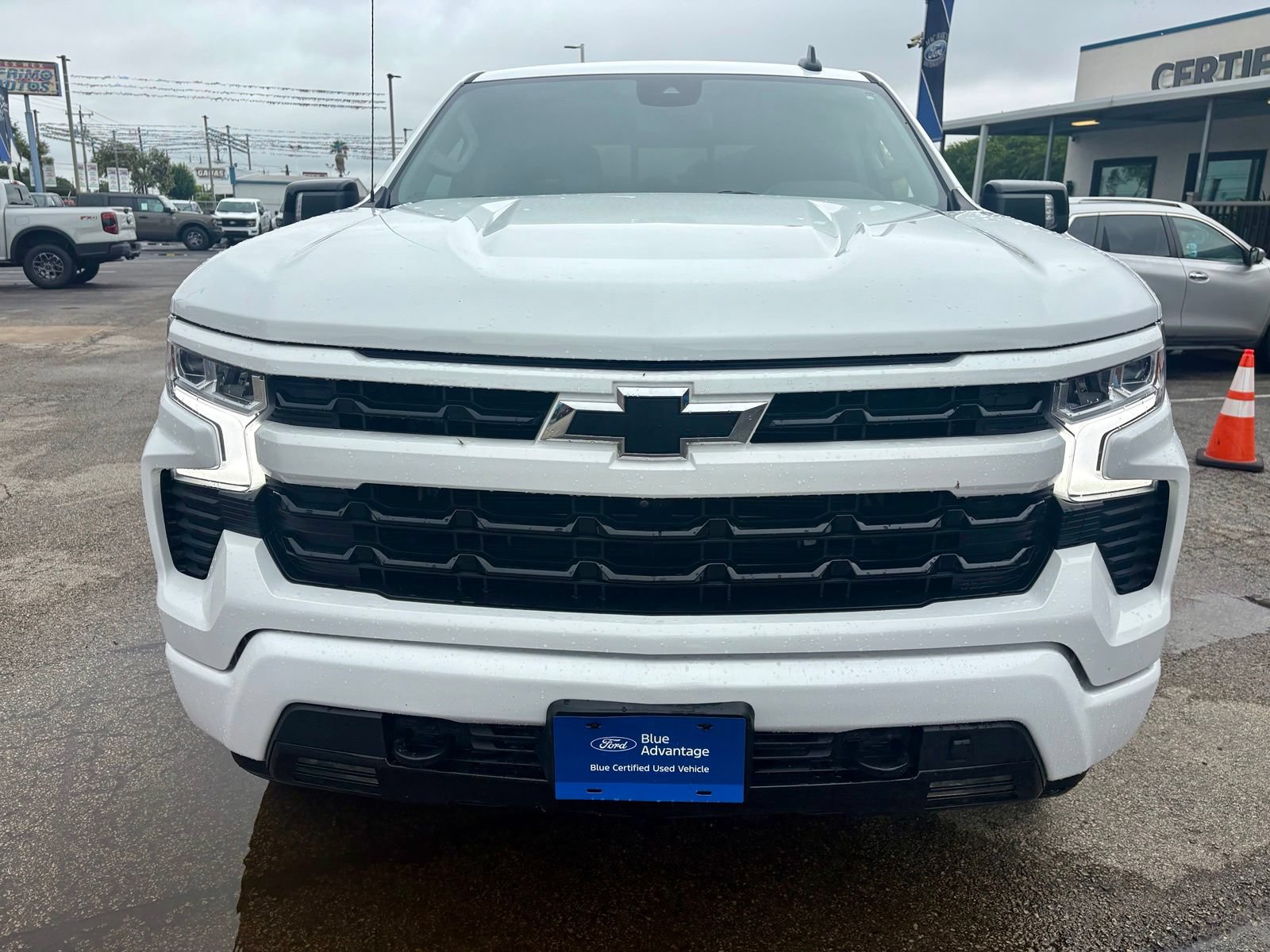 Used 2023 Chevrolet Silverado 1500 RST AWD/4WD image 6
