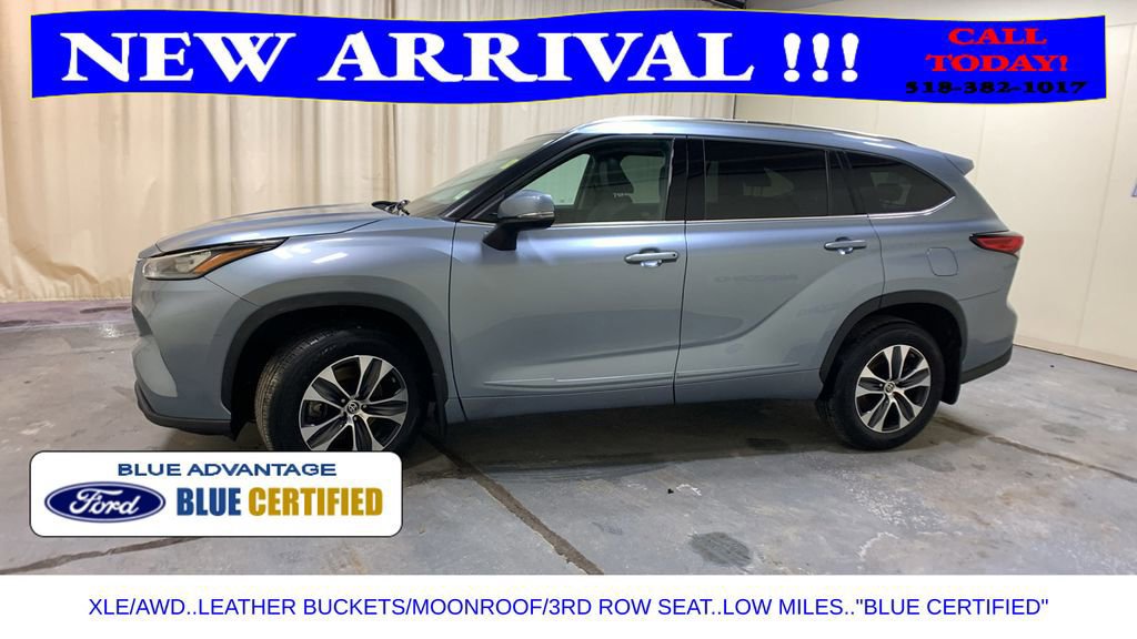 Used 2020 Toyota Highlander XLE image 3