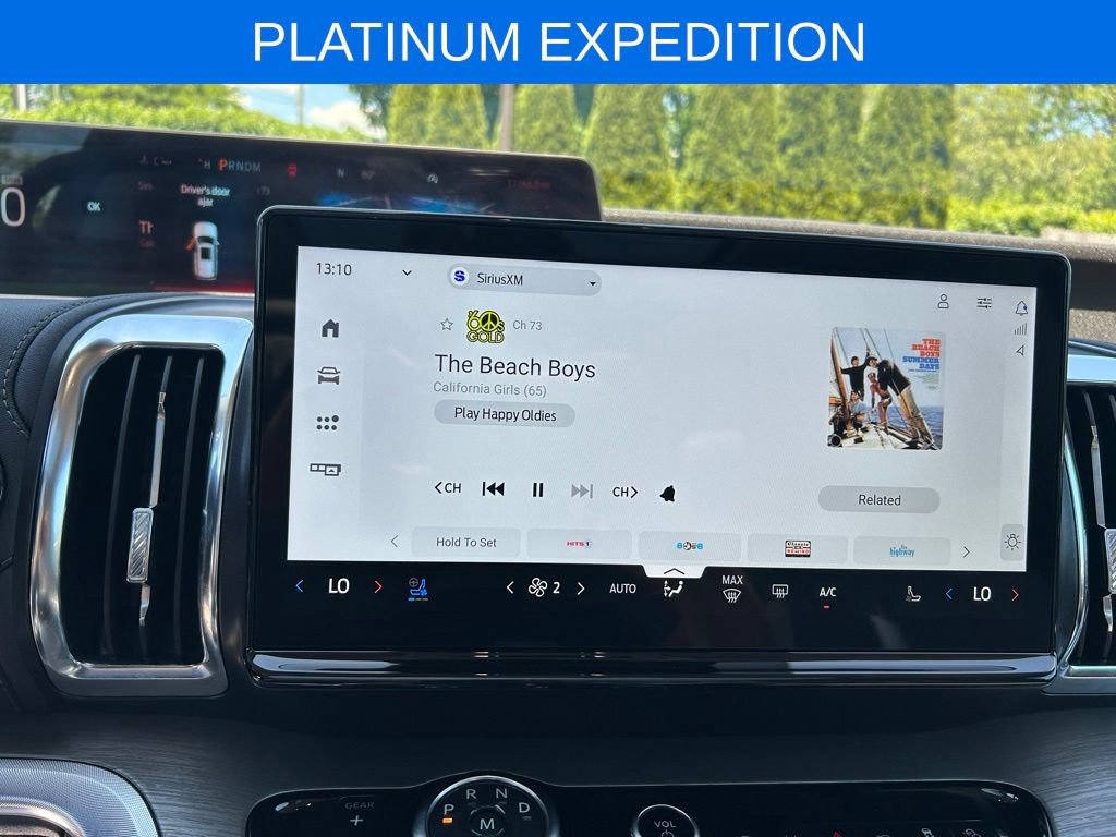 Certified 2025 Ford Expedition Platinum w/ Driver's Package AWD/4WD image 24