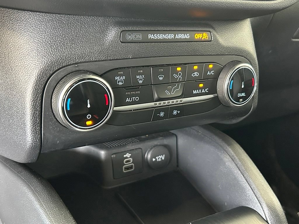 Certified 2025 Ford Escape ST-Line FWD image 35