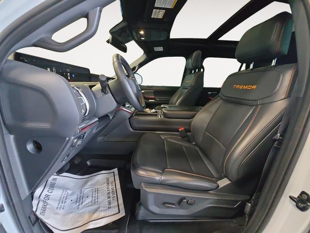Certified 2025 Ford Expedition Tremor AWD/4WD image 11