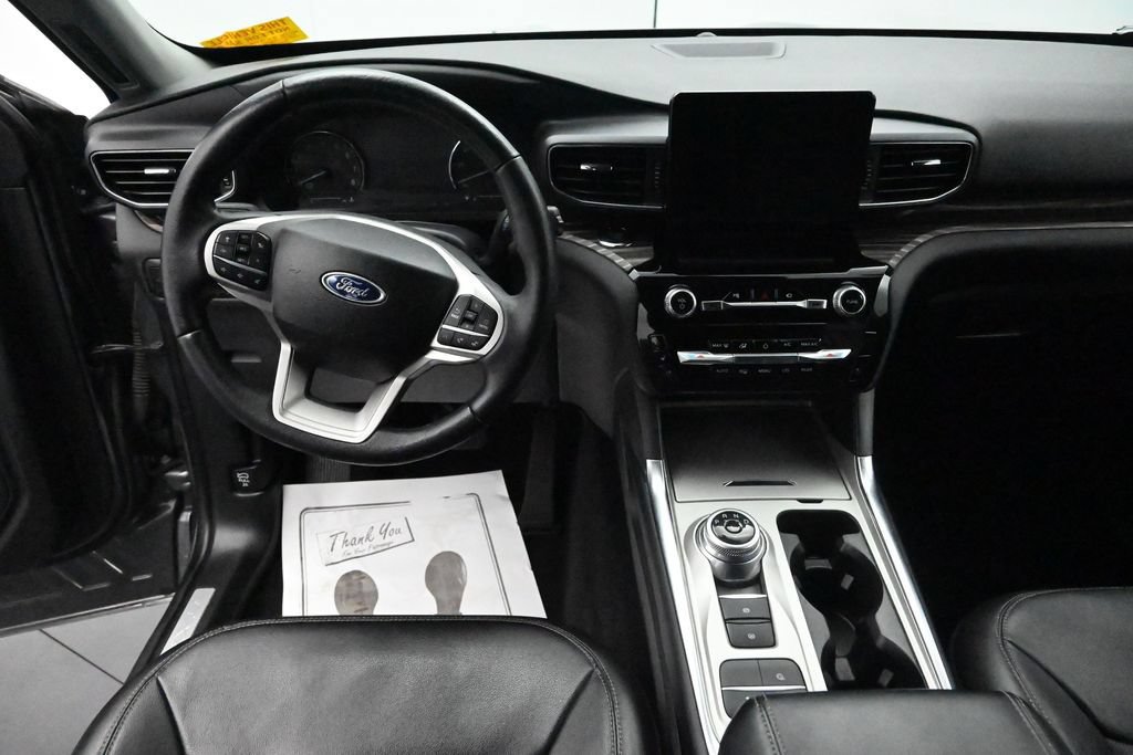 Certified 2023 Ford Explorer Limited RWD image 21