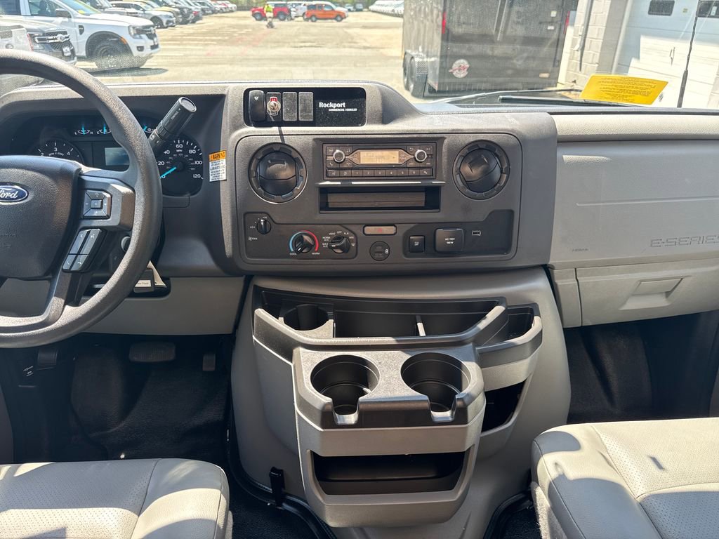 Certified 2025 Ford E-450 and Econoline 450 Super Duty w/ Power Equipment Group RWD image 18