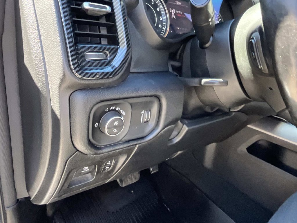 Used 2020 RAM 1500 Big Horn AWD/4WD image 33