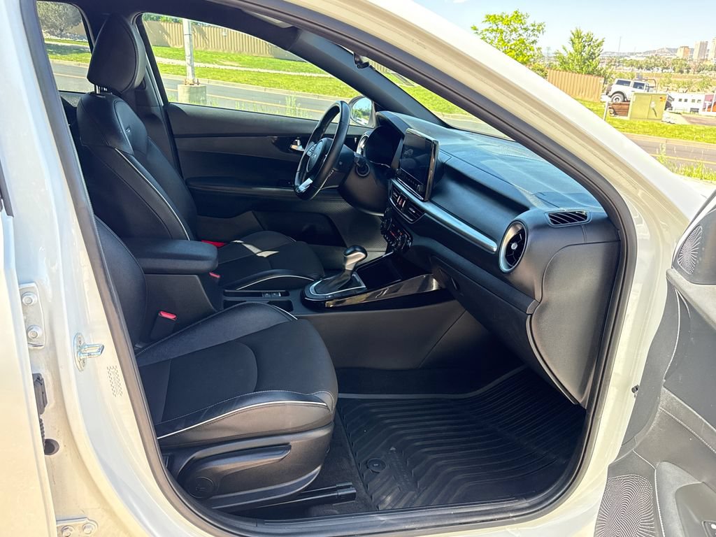 Used 2023 Kia Forte GT-Line w/ GT-Line Technology Package FWD image 29