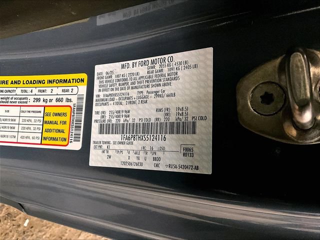 Certified 2025 Ford Mustang Coupe RWD image 32