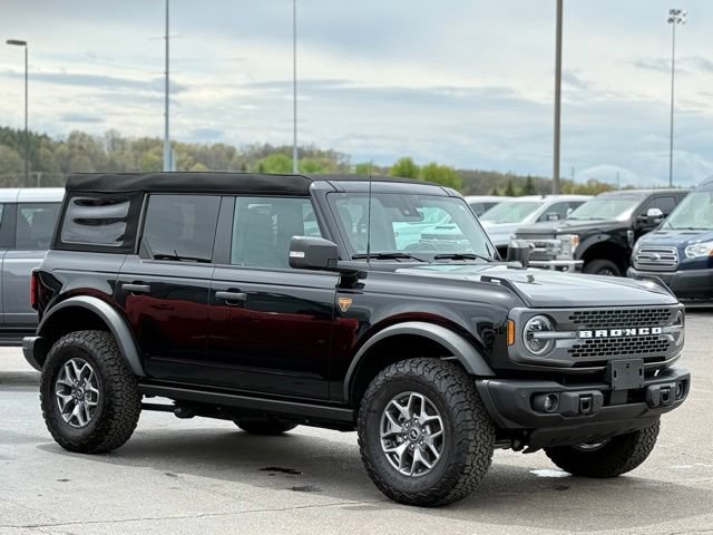 Certified 2025 Ford Bronco Badlands AWD/4WD image 40