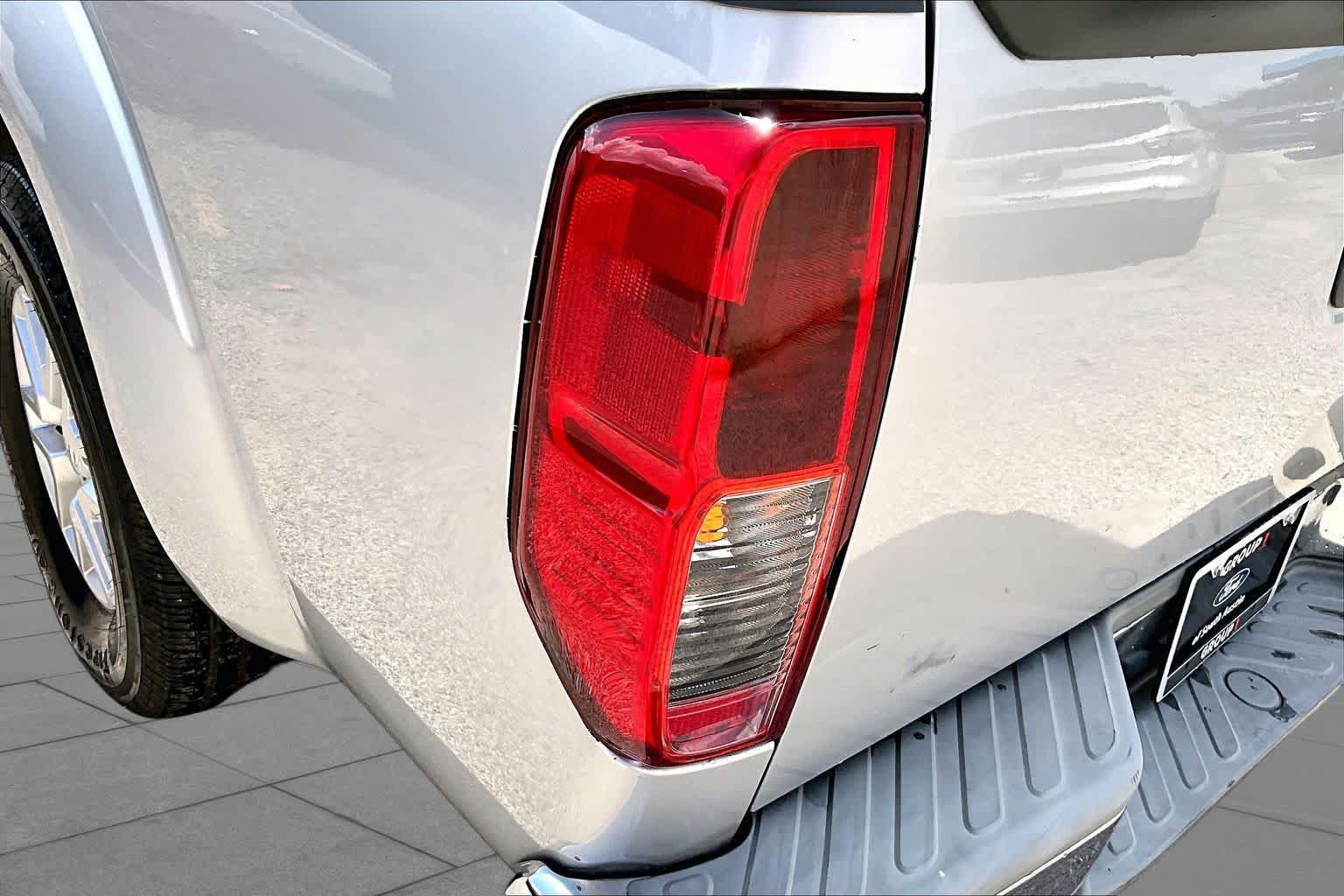 Used 2019 Nissan Frontier SV RWD image 28