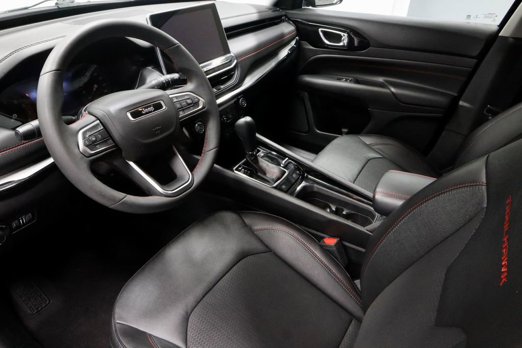 Used 2022 Jeep Compass Trailhawk image 22