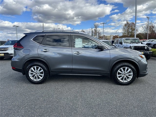 Used 2020 Nissan Rogue SV image 6