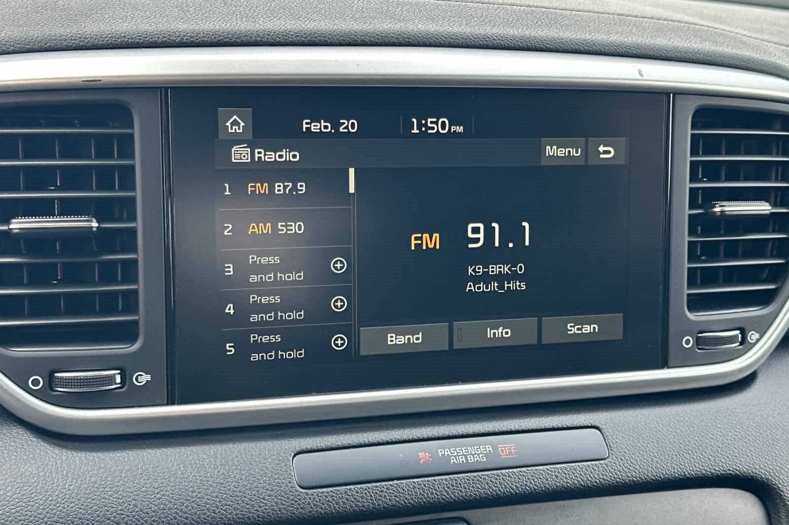 Used 2022 Kia Sportage LX image 19