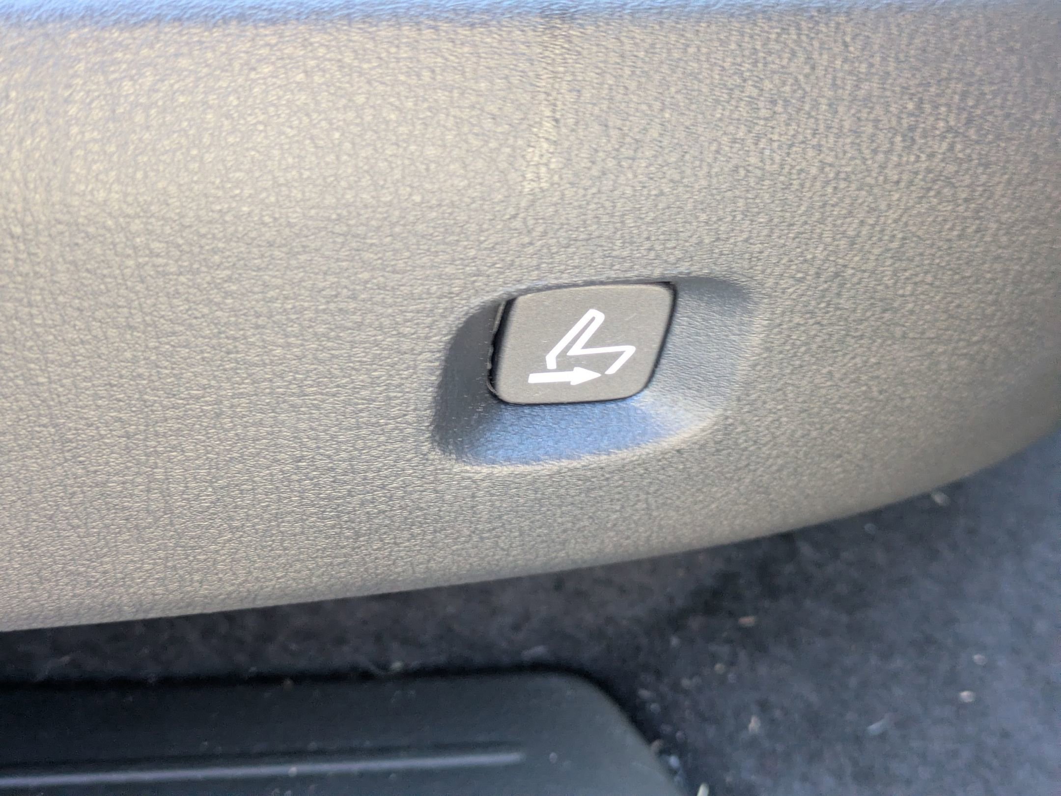 Used 2025 MAZDA CX-90 3.3 Turbo w/ Preferred Package image 36