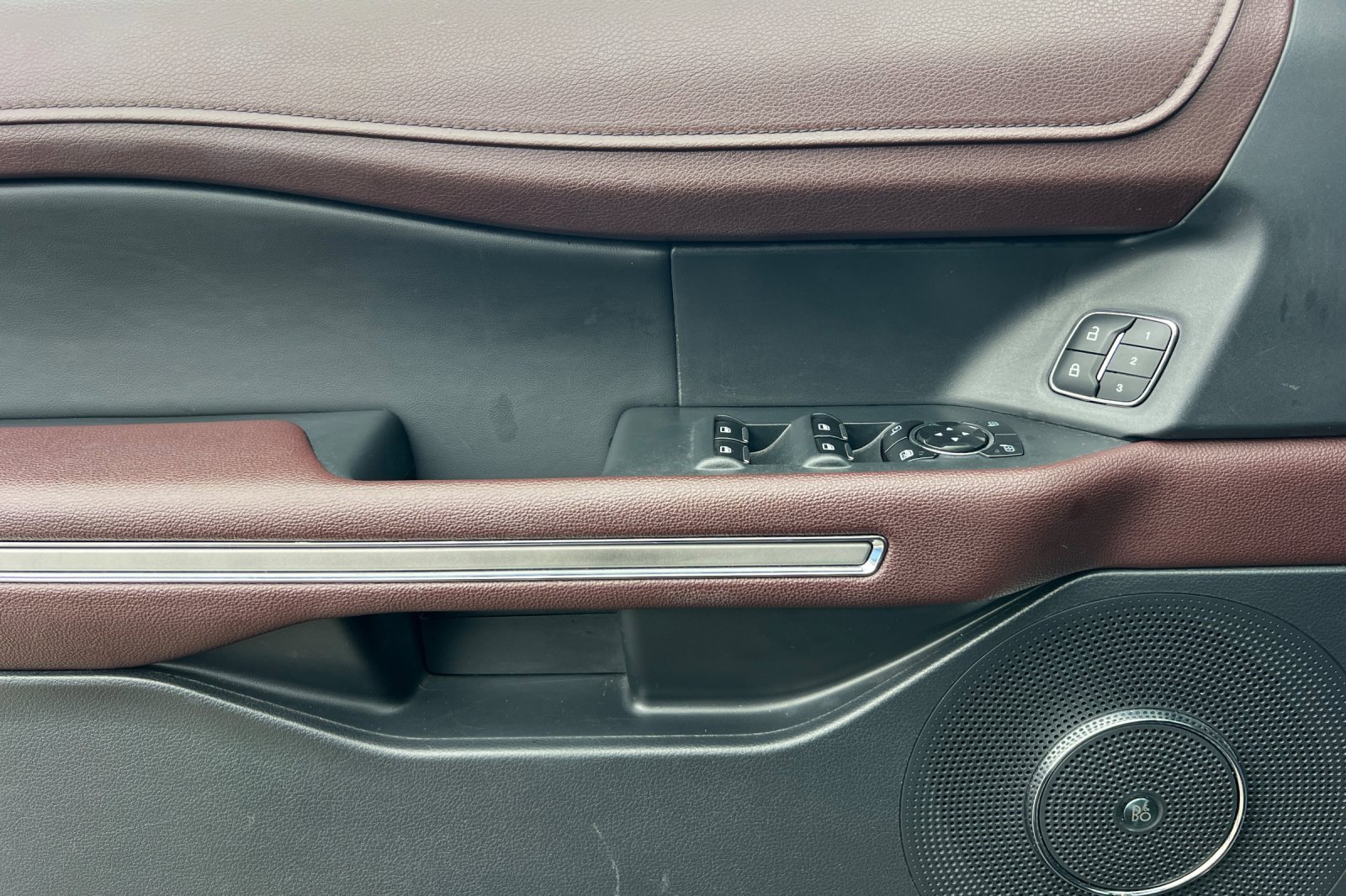 Certified 2024 Ford Expedition Max Limited image 10