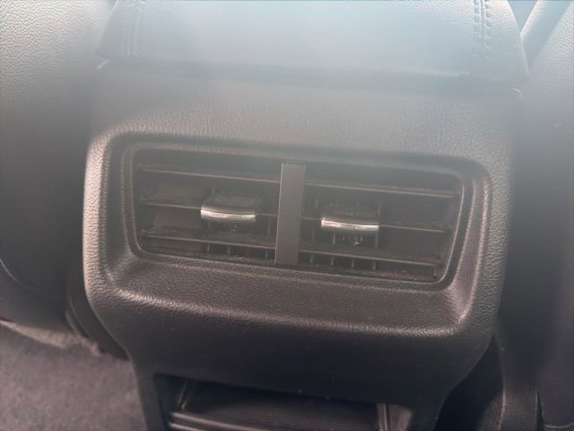 Certified 2023 Ford Edge SEL image 16