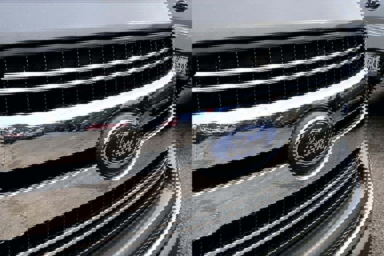 Certified 2019 Ford F150 Lariat image 31