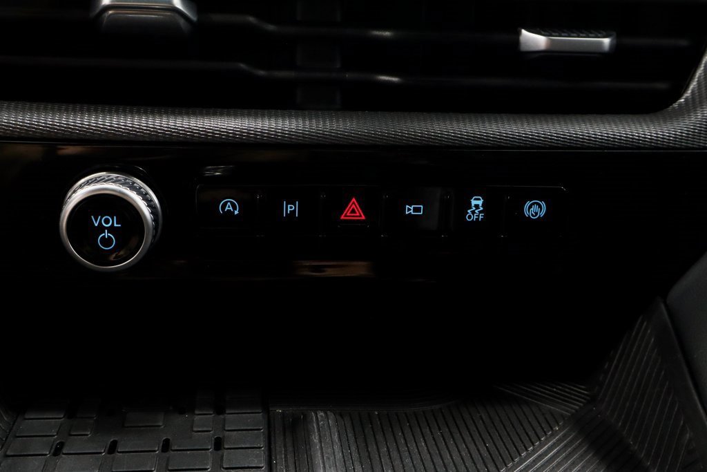 Certified 2025 Ford Explorer ST image 33