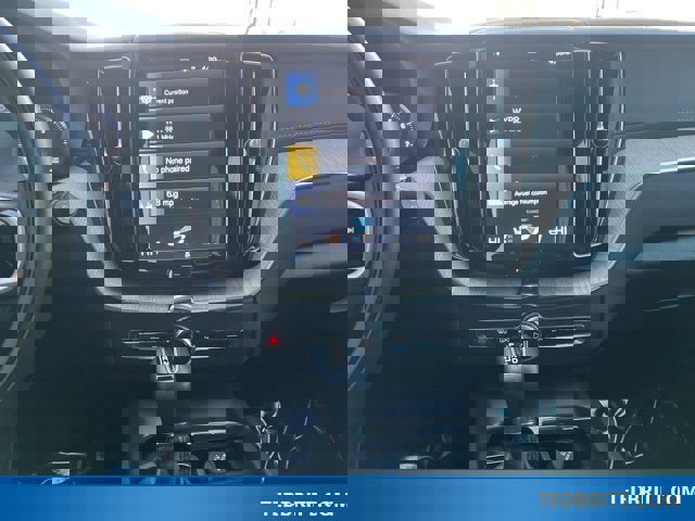 Used 2021 Volvo XC60 T5 Inscription w/ Advanced Package image 32