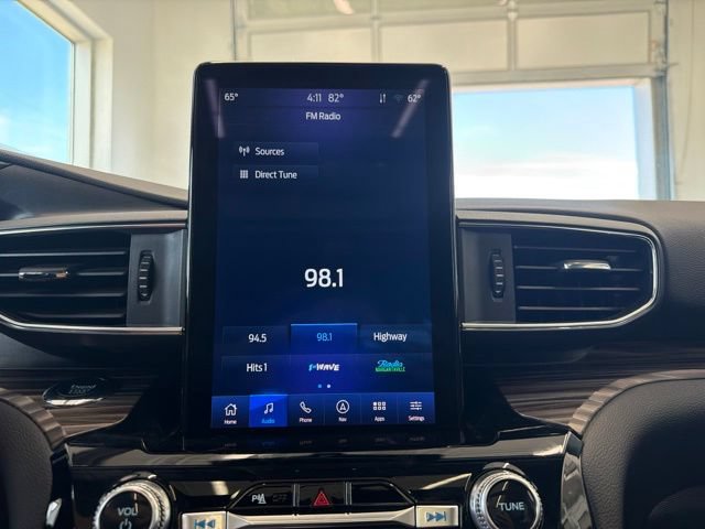Certified 2024 Ford Explorer Limited w/ Limited Technology Package AWD/4WD image 25