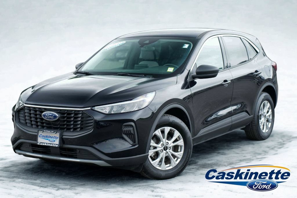 Certified 2023 Ford Escape Active AWD/4WD image 1