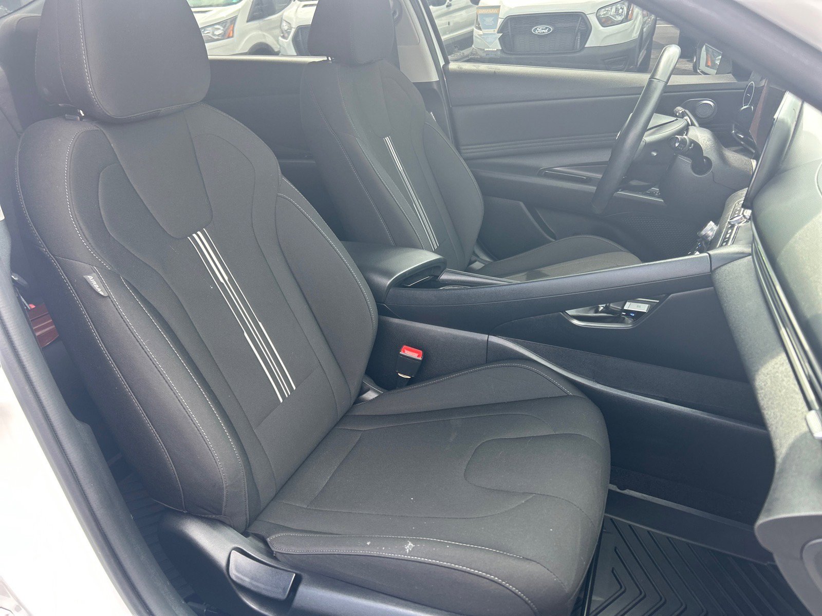 Used 2023 Hyundai Elantra SEL w/ Convenience Package FWD image 16