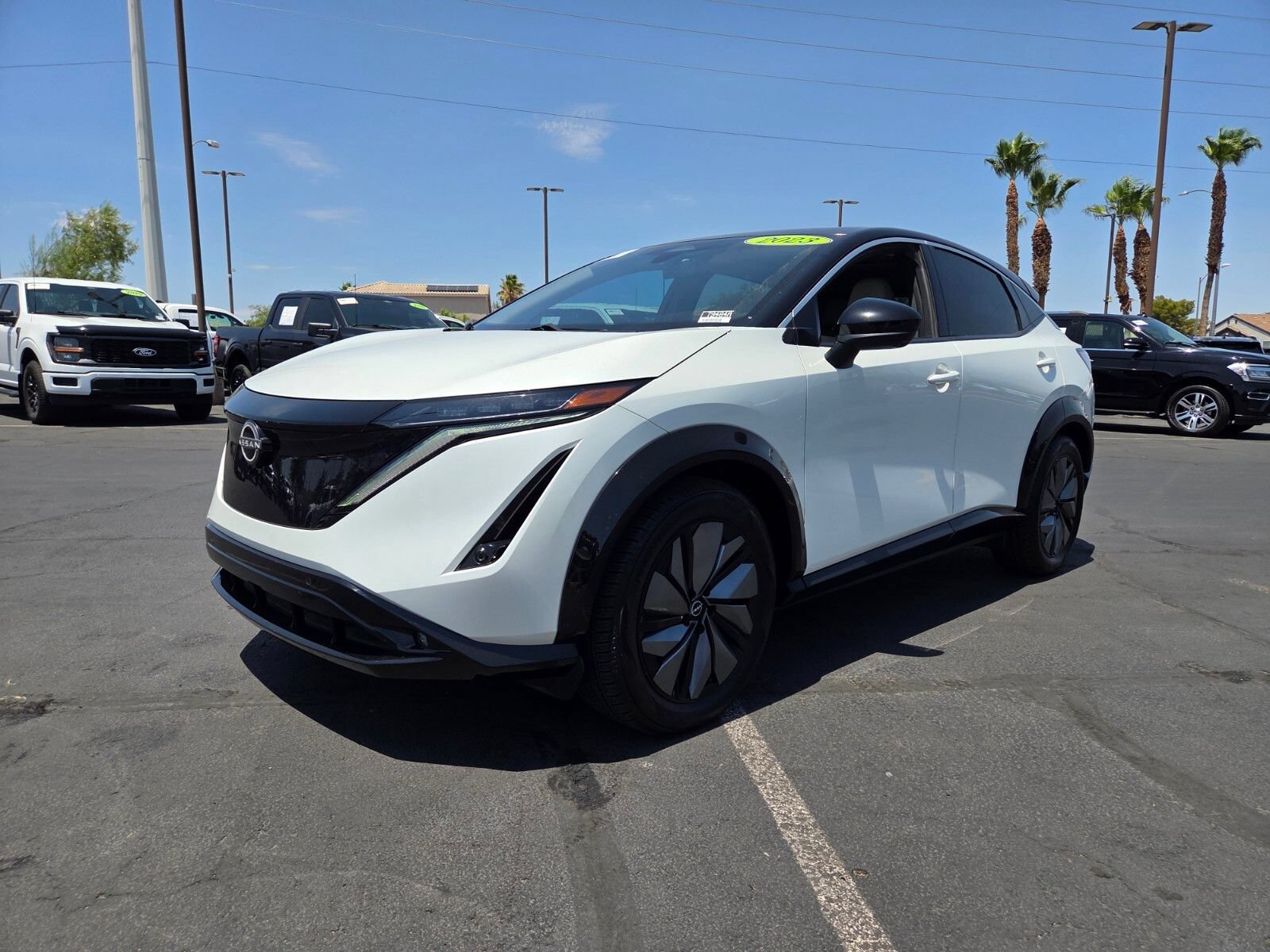 Used 2023 Nissan Ariya FWD image 2
