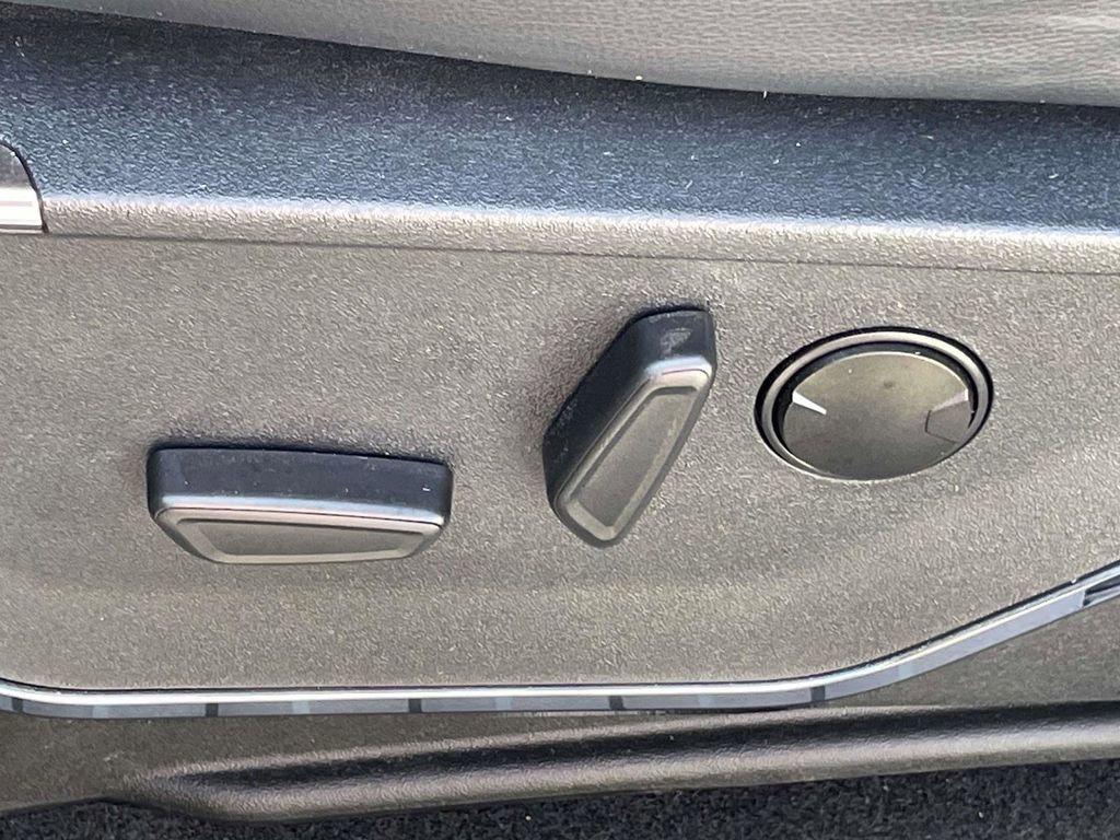 Certified 2023 Ford F150 Lariat w/ Max Trailer Tow Package image 14