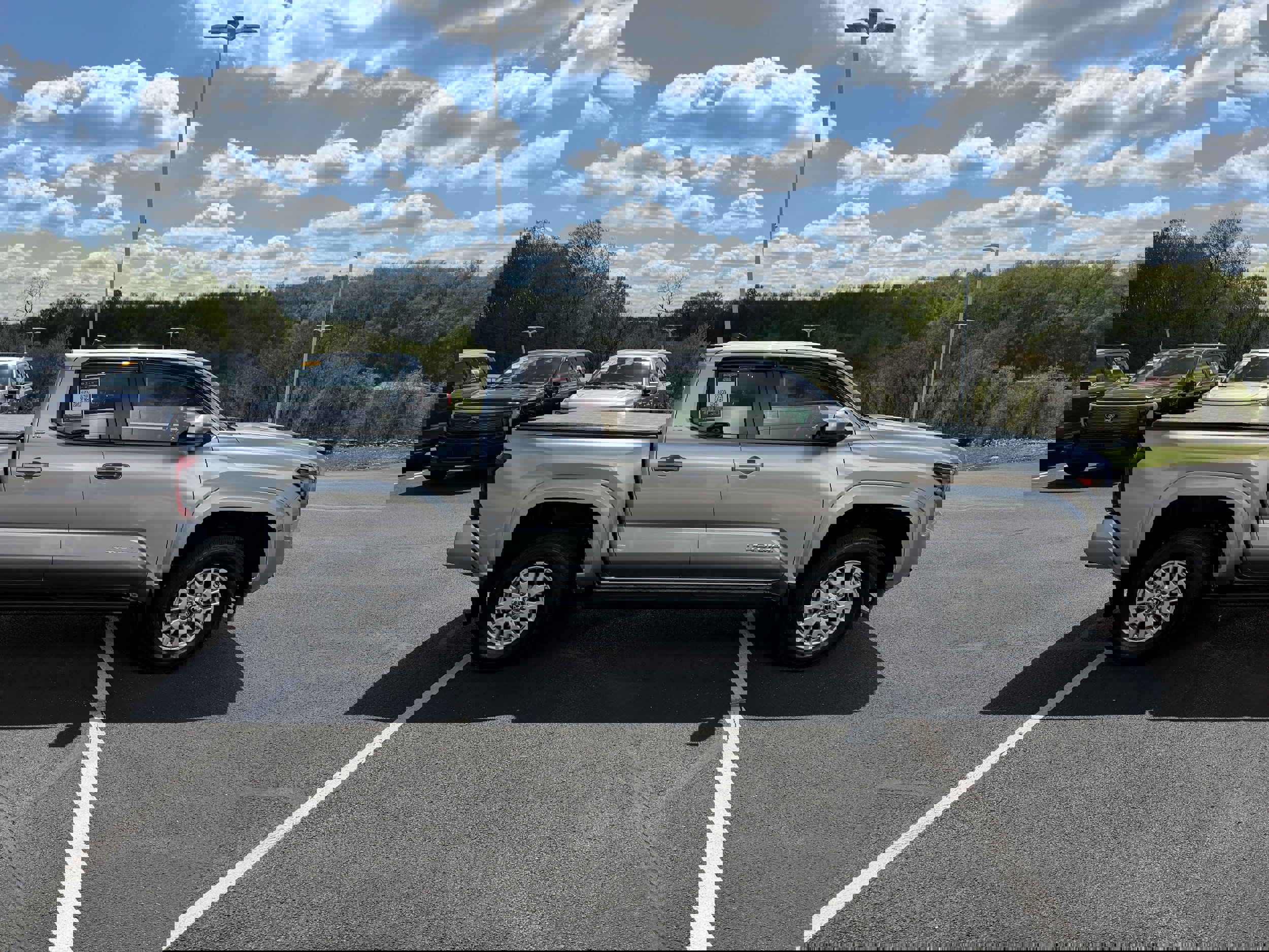 Used 2025 Toyota Tacoma SR5 image 2