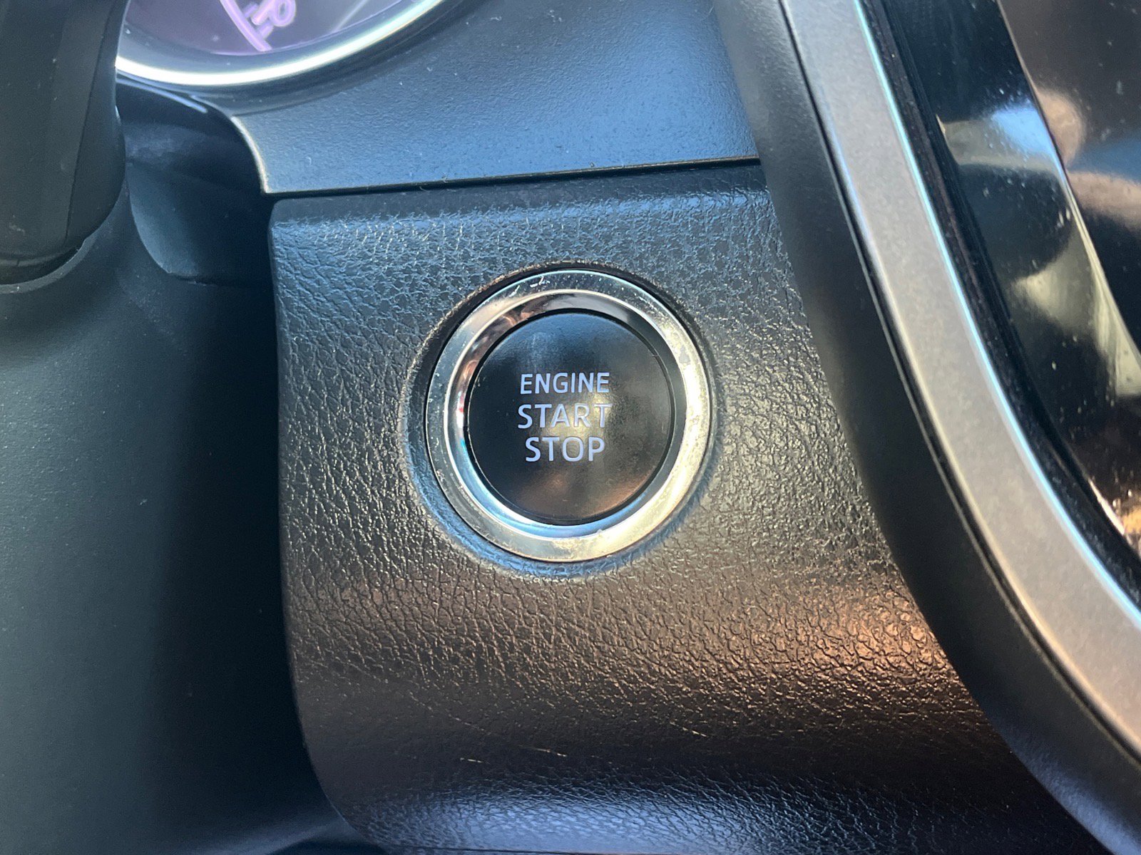 Used 2018 Toyota Camry SE image 9