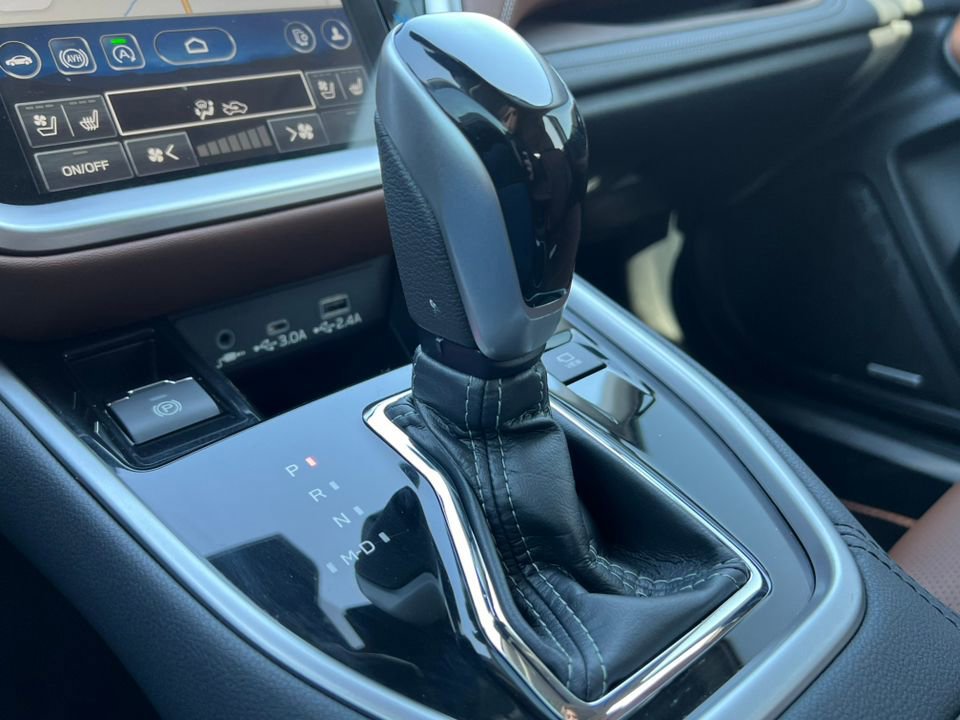 Used 2025 Subaru Outback Touring XT image 28