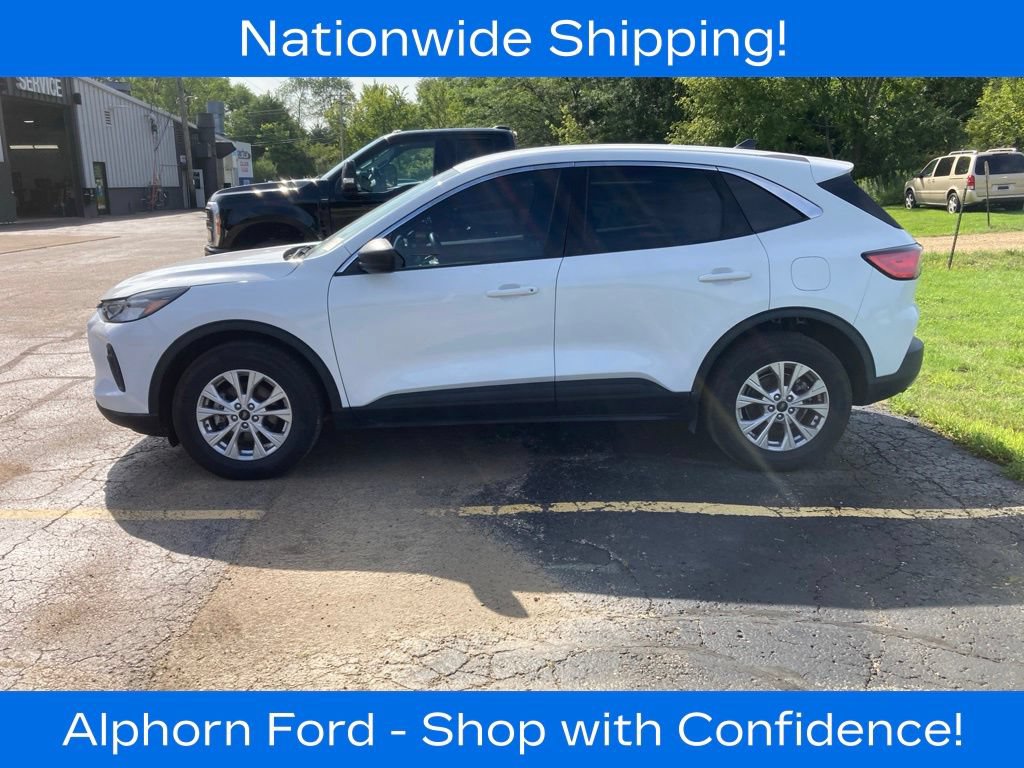 Certified 2023 Ford Escape Active w/ Tech Pack #1 AWD/4WD image 3