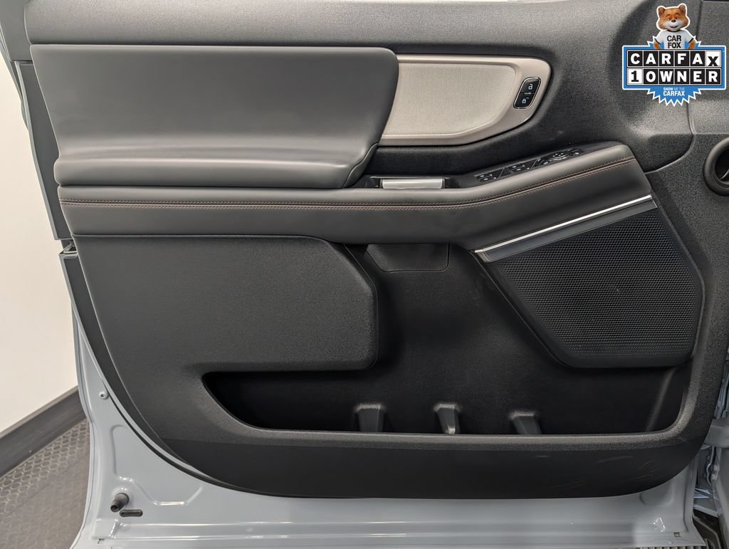 Certified 2025 Ford Expedition Active AWD/4WD image 8