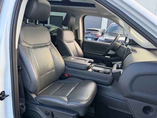 Certified 2025 Ford Expedition Max Active RWD image 19