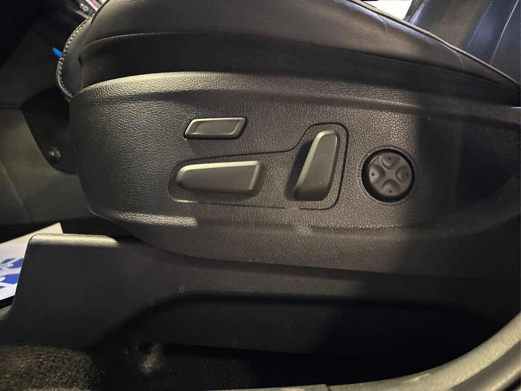 Used 2020 Hyundai Palisade Limited AWD/4WD image 29