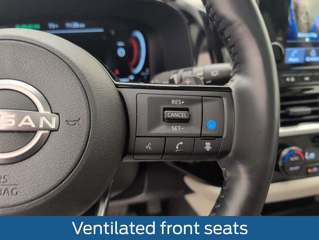 Used 2022 Nissan Pathfinder Platinum w/ Cargo Package image 46