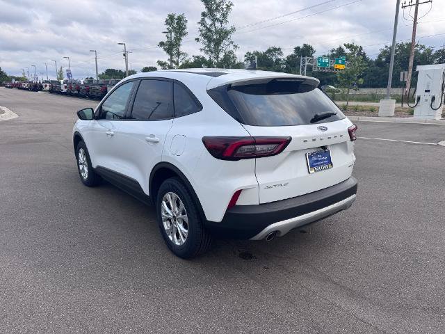 Certified 2025 Ford Escape Active AWD/4WD image 3