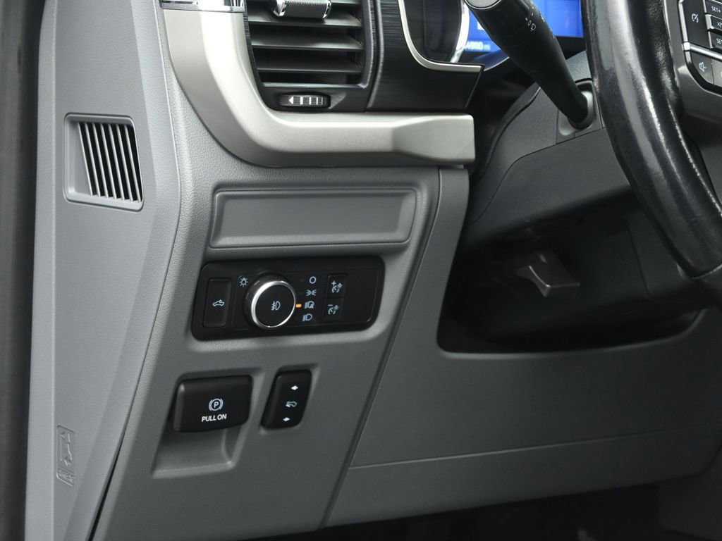 Certified 2021 Ford F150 XLT w/ Equipment Group 301A Mid image 38