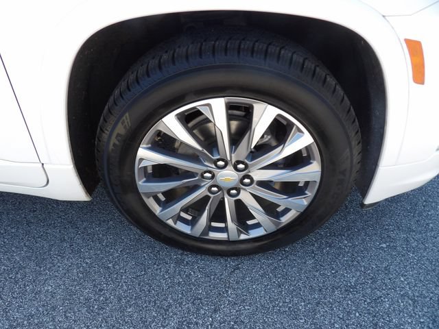 Used 2023 Chevrolet Traverse Premier w/ LPO, Floor Liner Package AWD/4WD image 11