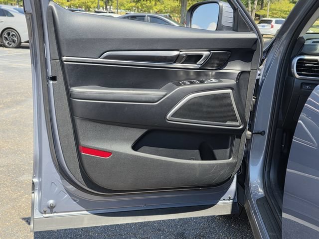 Used 2023 Kia Telluride S w/ S Sunroof Package FWD image 17