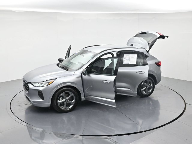 Certified 2023 Ford Escape ST-Line w/ Tech Pack #1 FWD image 45