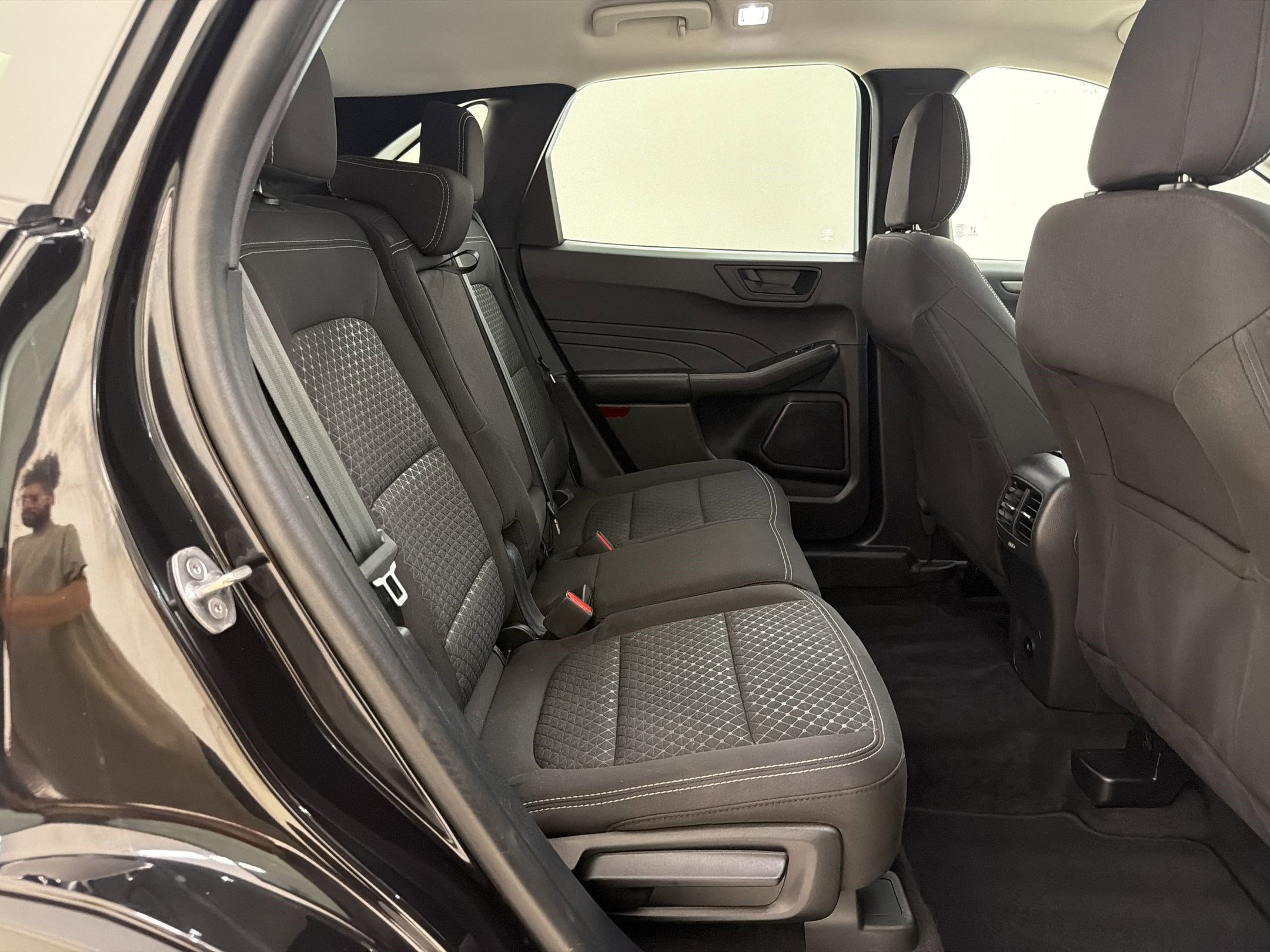 Certified 2023 Ford Escape Active AWD/4WD image 28
