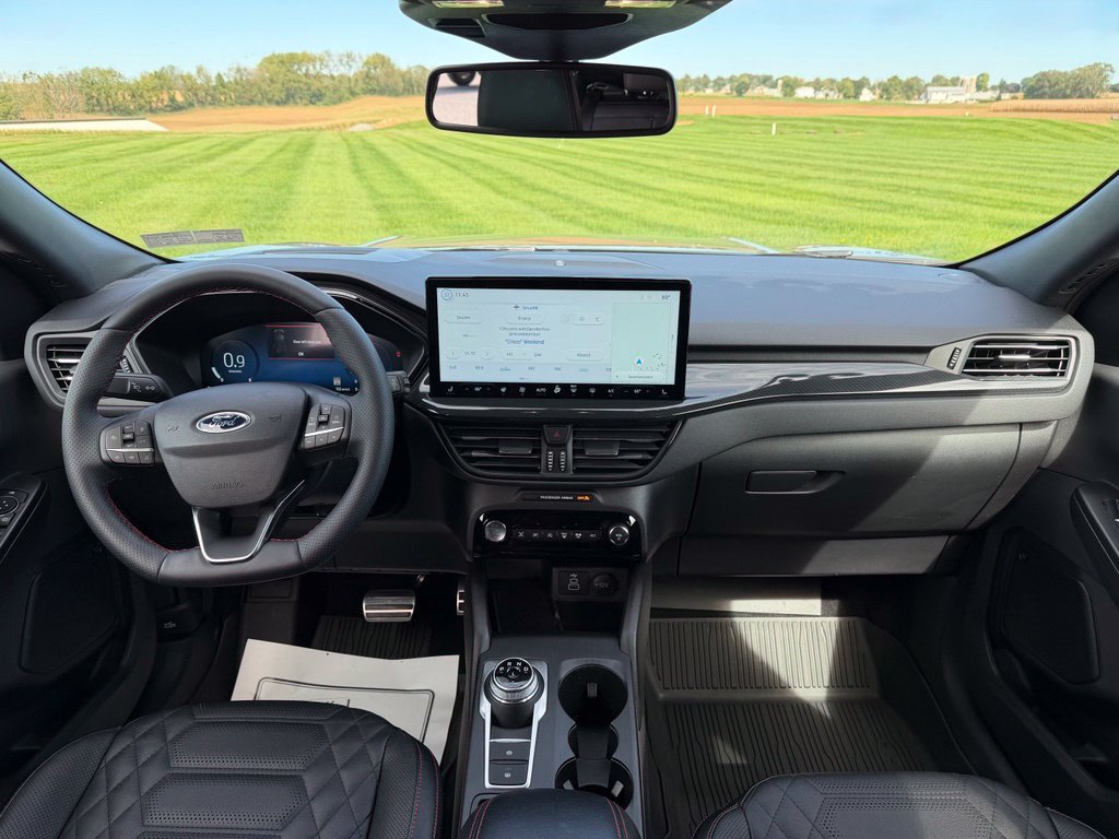Certified 2024 Ford Escape ST-Line Elite w/ Premium Technology Package AWD/4WD image 15