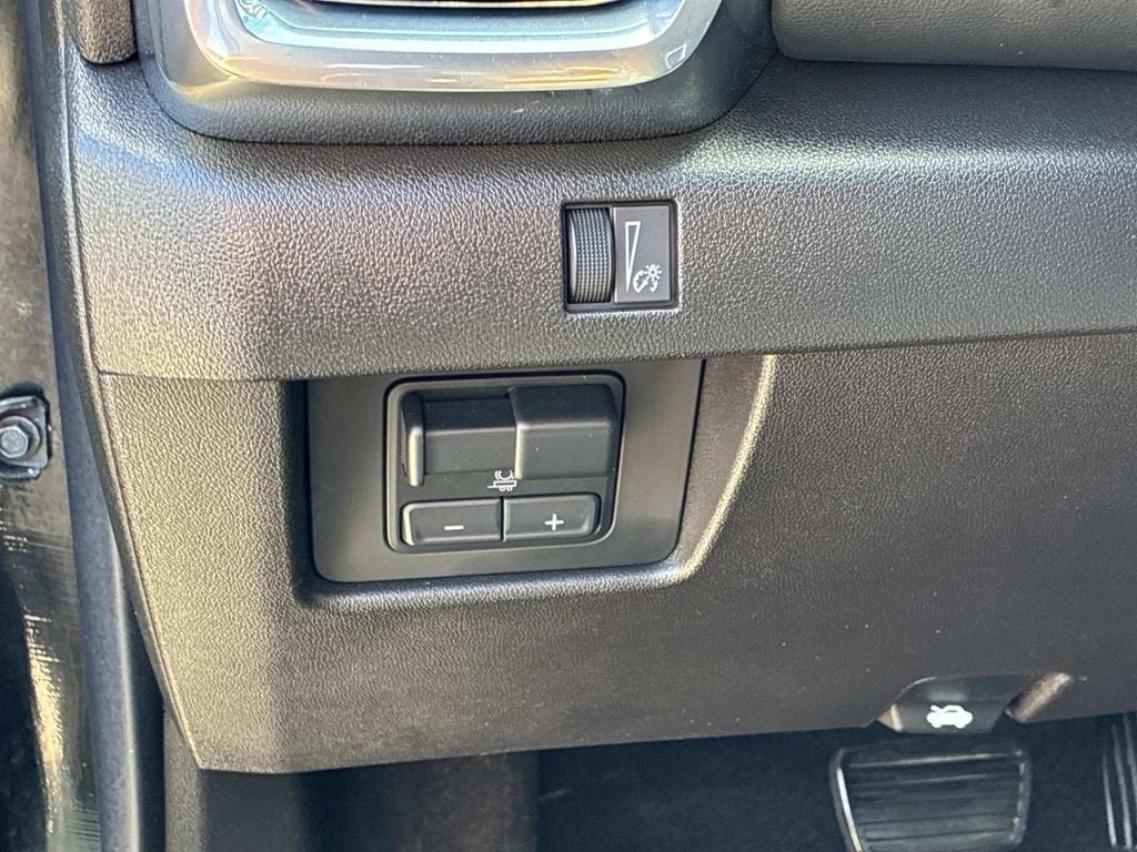 Used 2023 GMC Canyon Elevation w/ LPO, Off Road Lift Package AWD/4WD image 23