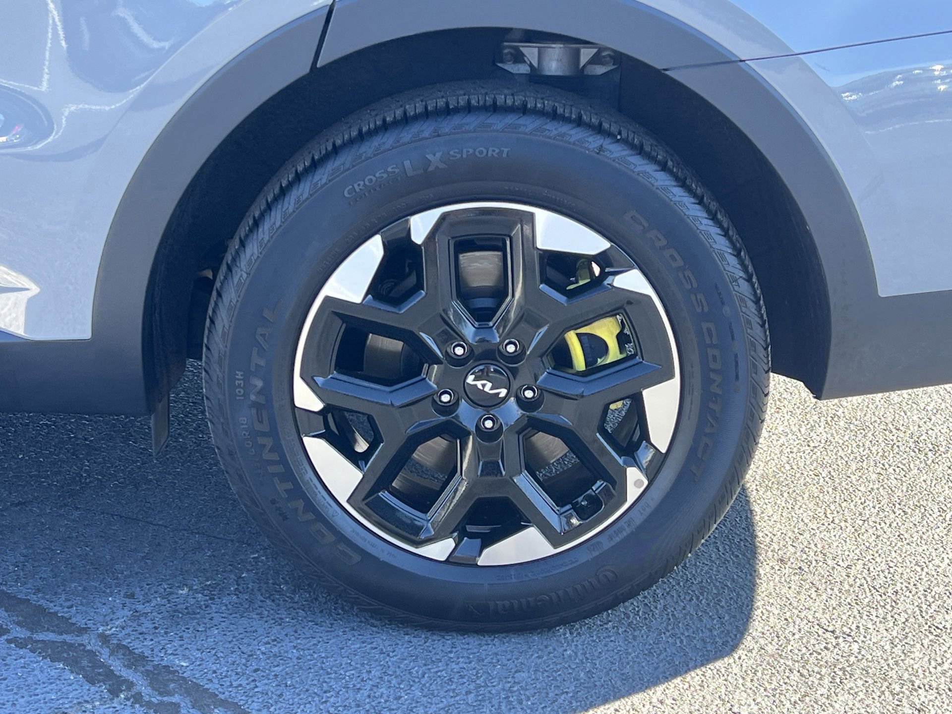 Used 2025 Kia Sorento S w/ Panoramic Sunroof Package image 29