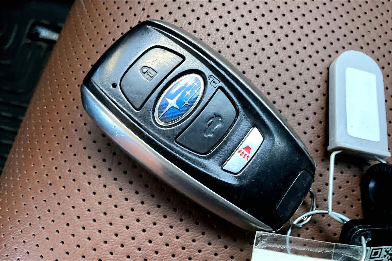 Used 2020 Subaru Outback Touring AWD/4WD image 15