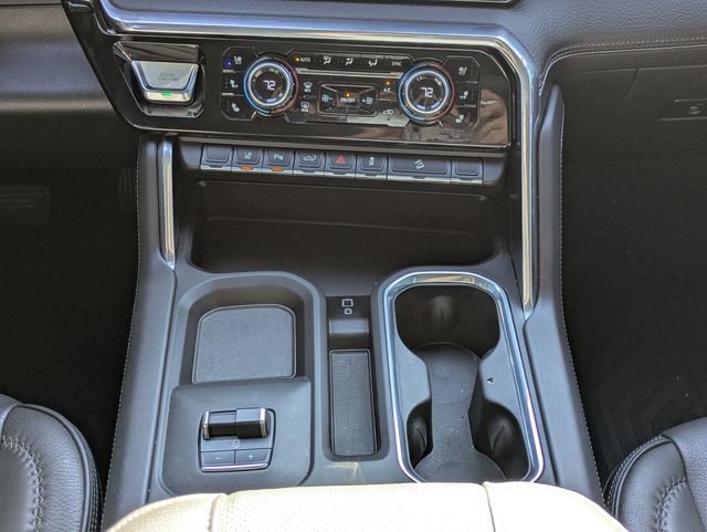 Used 2024 GMC Sierra 2500 Denali w/ Denali Reserve Package AWD/4WD image 19