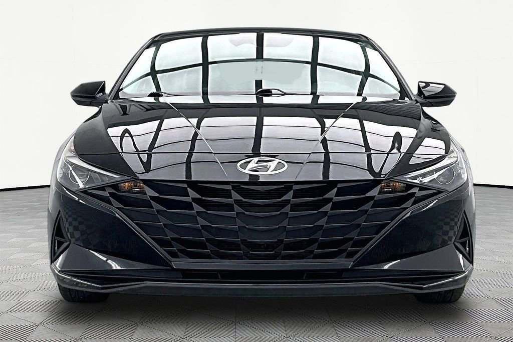 Used 2022 Hyundai Elantra SEL FWD image 3