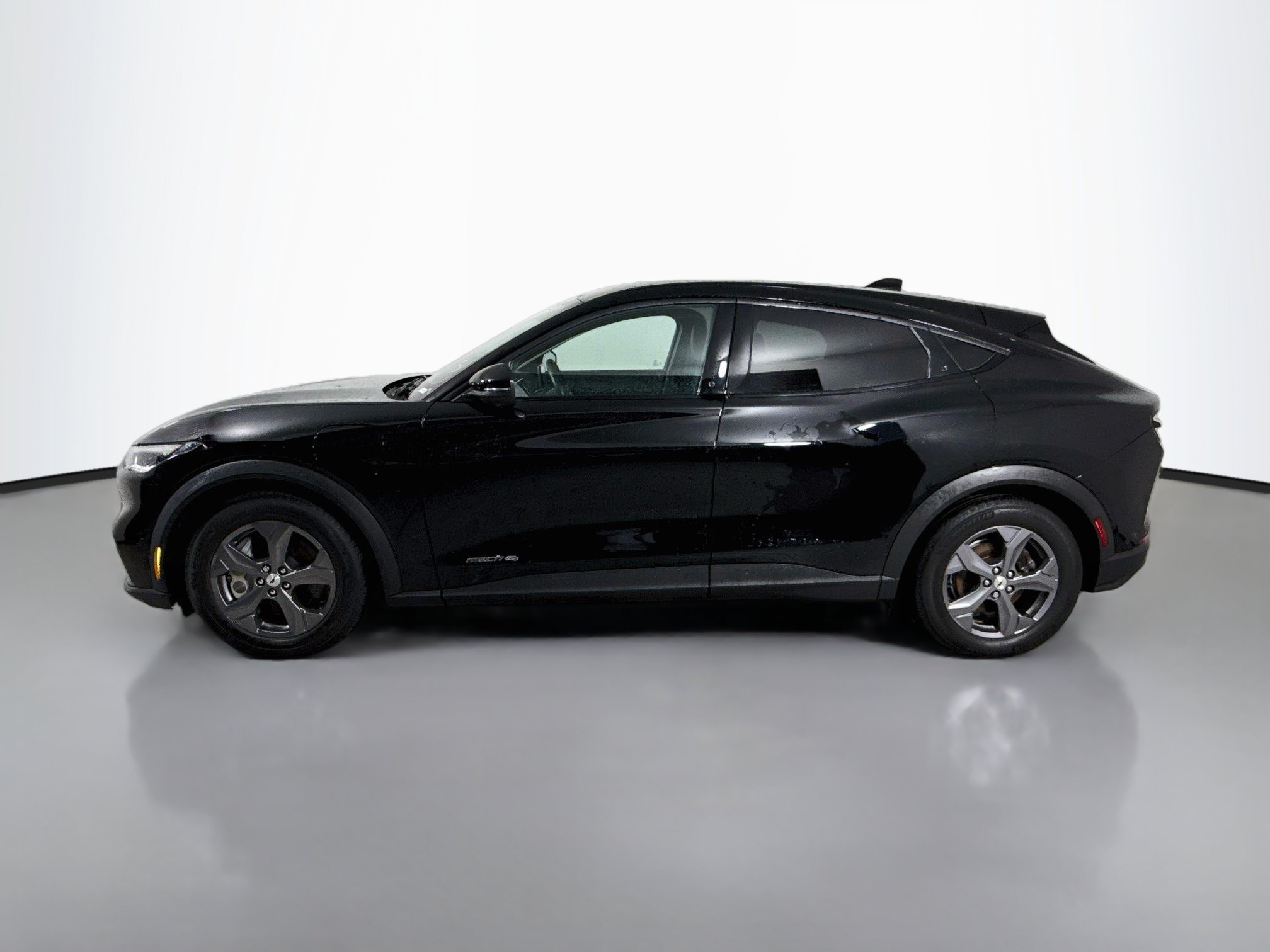 Certified 2023 Ford Mustang Mach-E Select AWD/4WD image 8