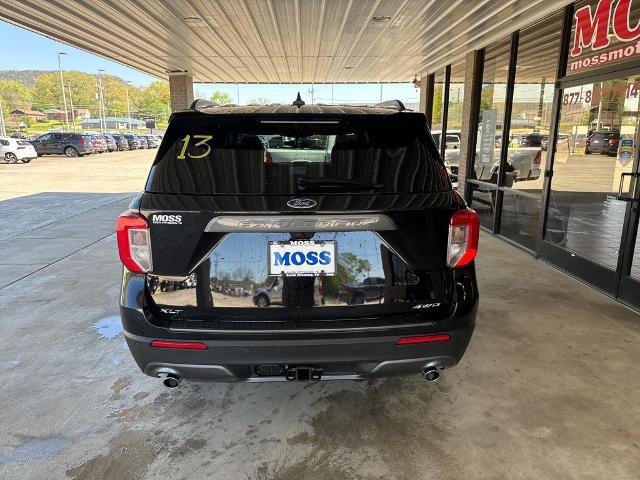 Certified 2023 Ford Explorer XLT w/ Equipment Group 202A image 4