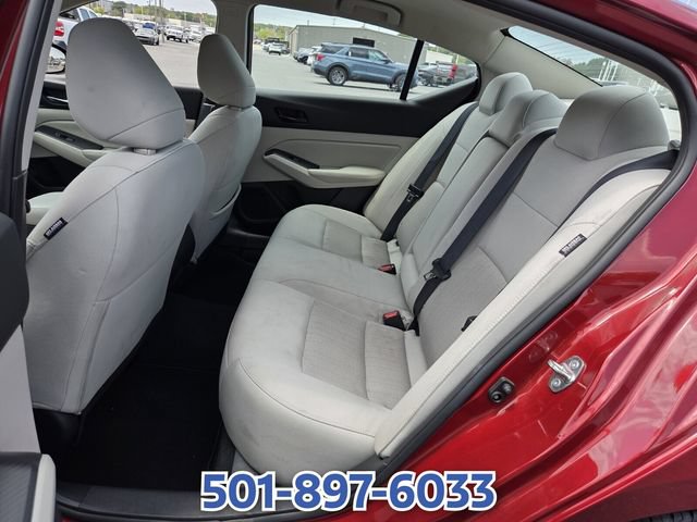 Used 2025 Nissan Altima 2.5 SV FWD image 10